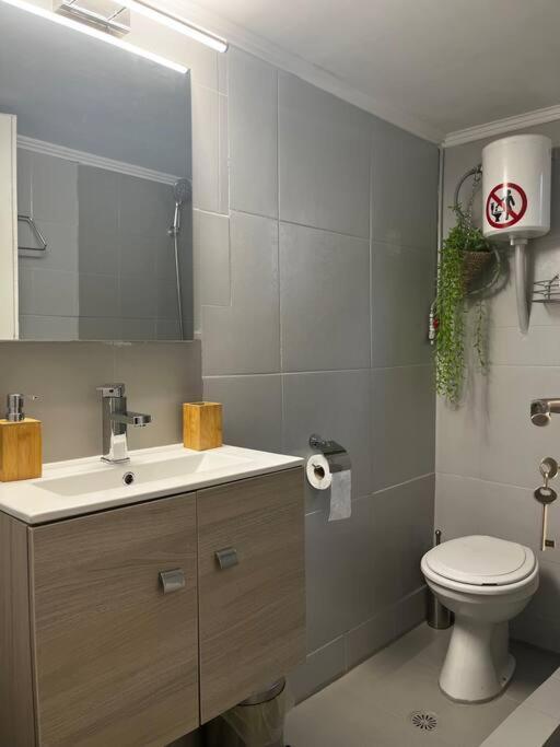 D & A House 150M From Chalandri Metro Station Apartment Athens Luaran gambar